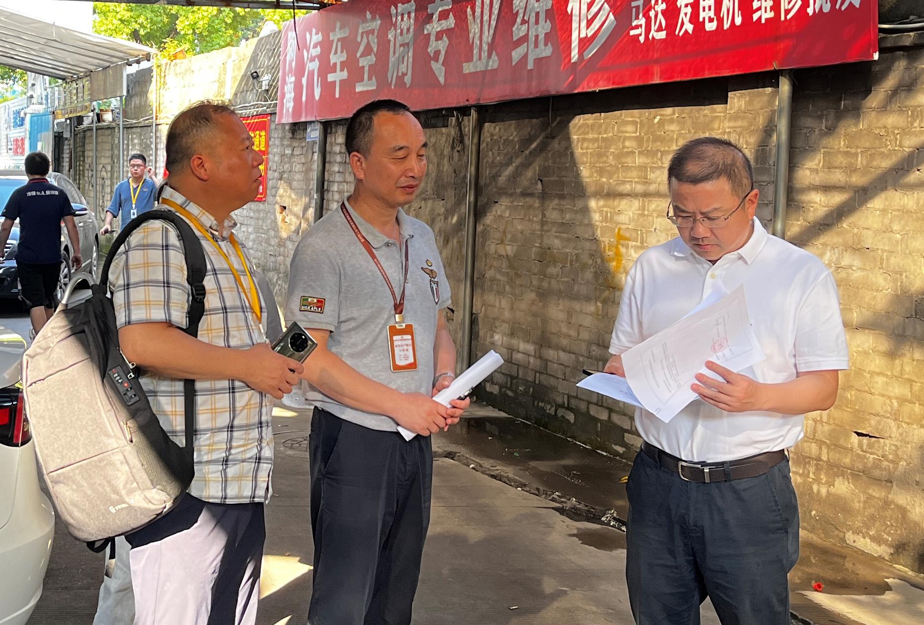 集團(tuán)黨委委員、紀(jì)委書記陳小偉帶隊(duì)檢查 面粉公司安全生產(chǎn)工作